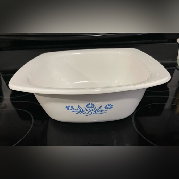 Corning Ware Blue Cornflower 16 Cup Casserole Dish - Picture 5 of 15